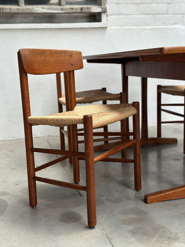 4 chaises ‘J39’ et table shaker ‘C18’, Børge Mogensen, FDB Møbler, Danemark