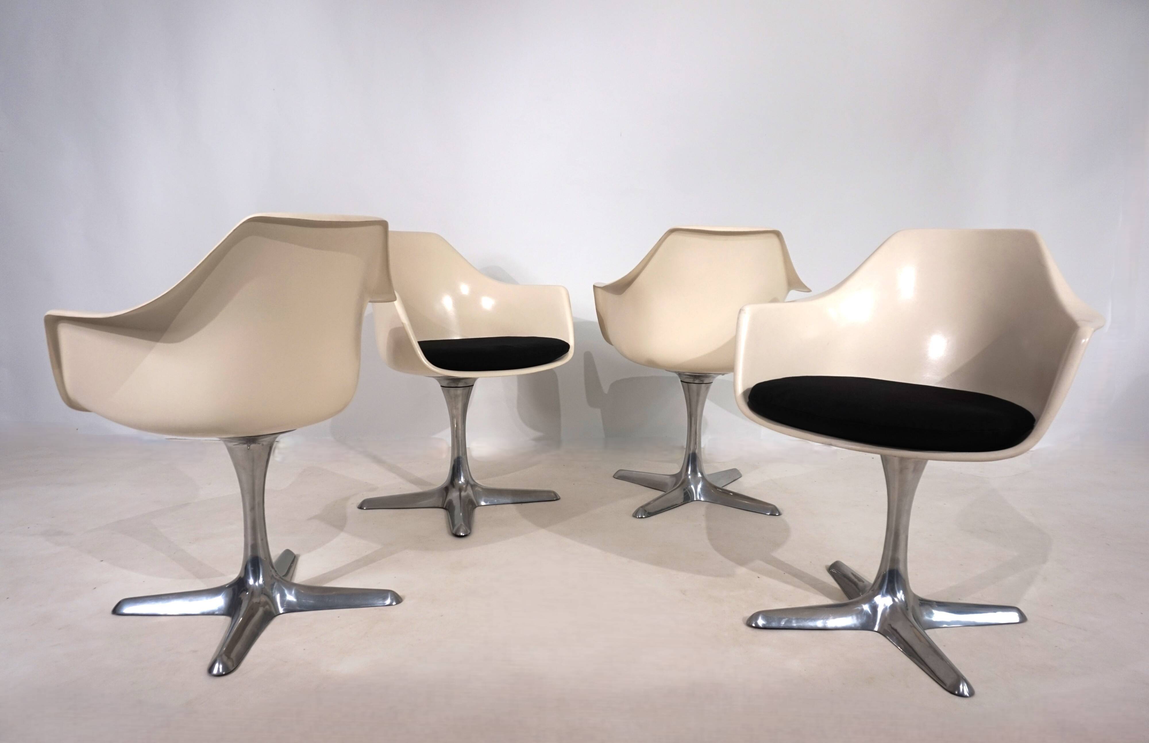 Ensemble de quatre chaises de salle à manger Arkana 116 par Maurice Burke, 1960