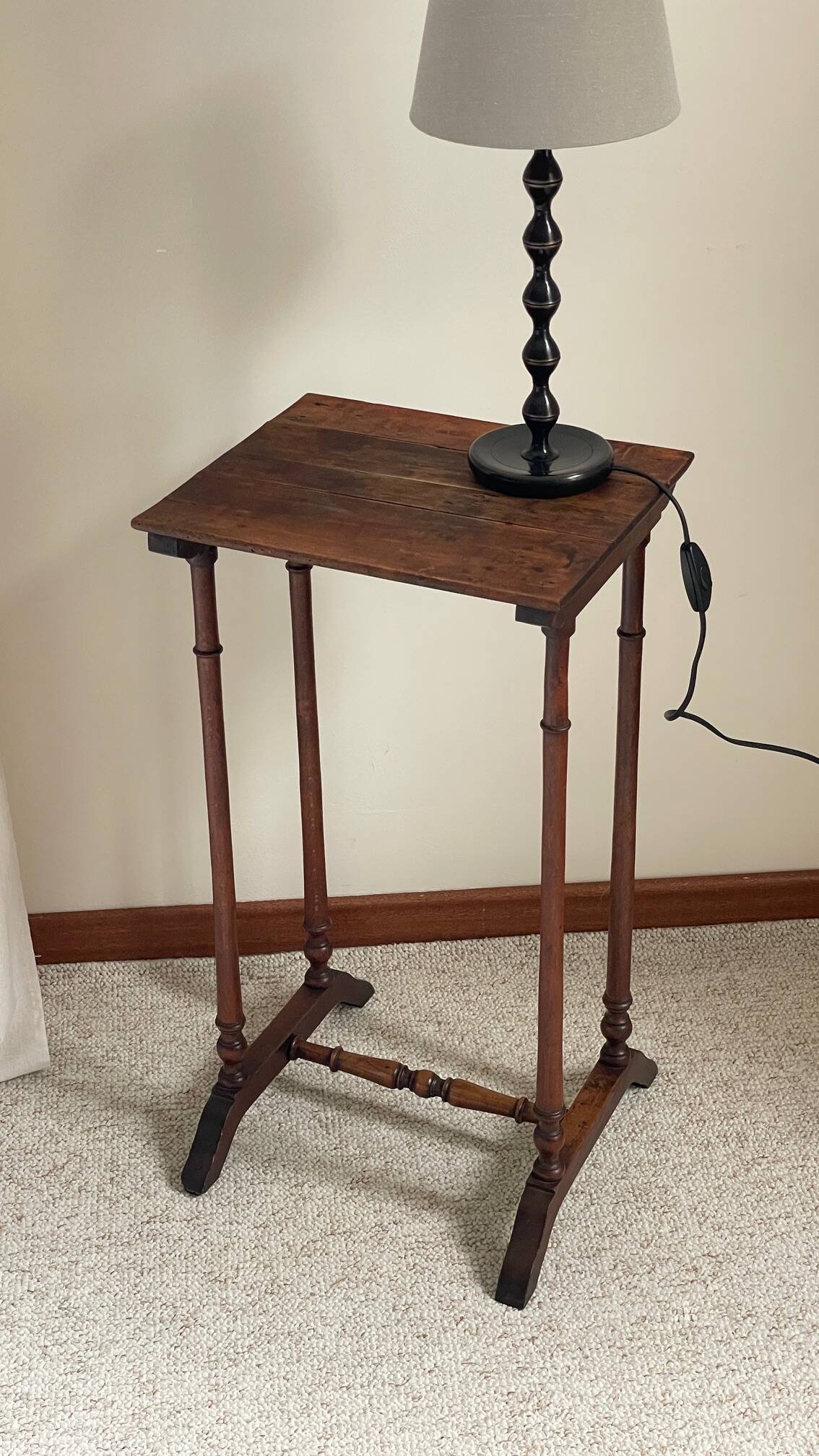 NIGHTSTAND Antique Turned Wood