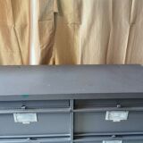 Industrial furniture with 10 metal lockers “Ronéo”