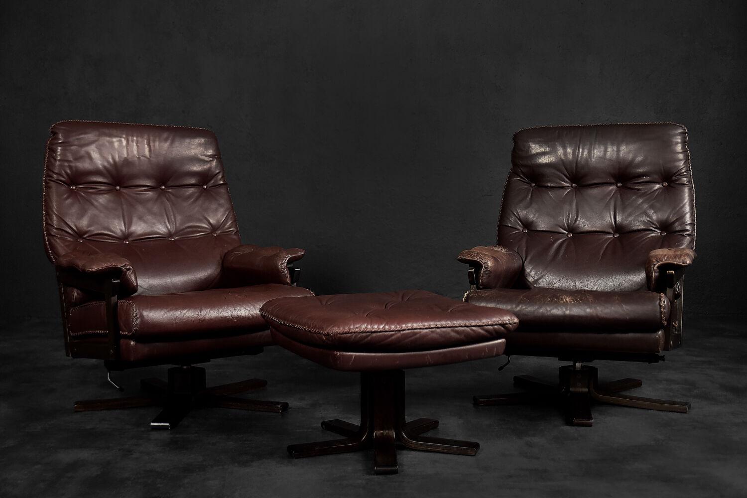 Vintage Mid-Century Scandinavian Modern Brown Leather Executive Swivel Chair & Ottoman, 1970s