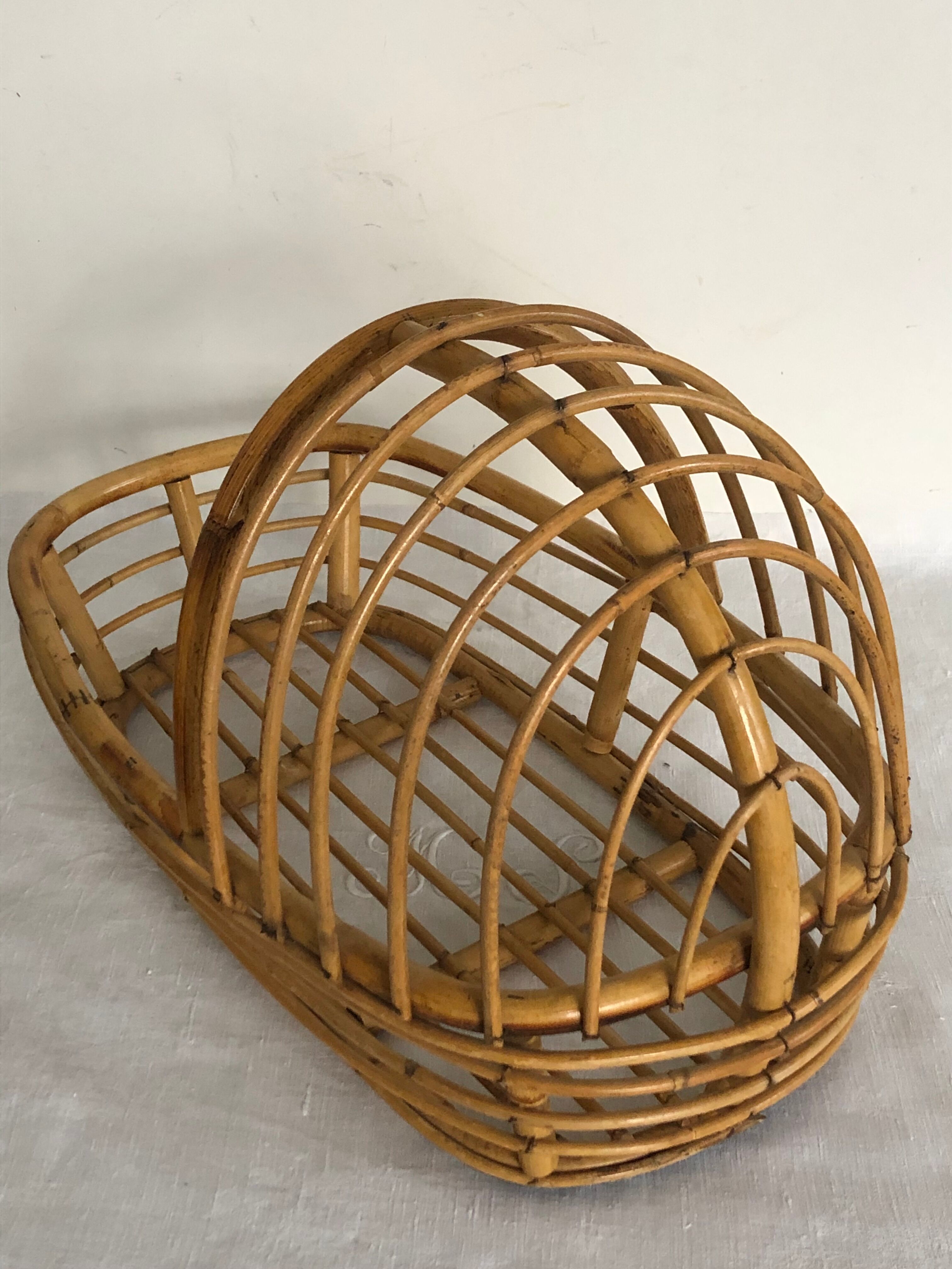 Rattan doll couffin, vintage toy