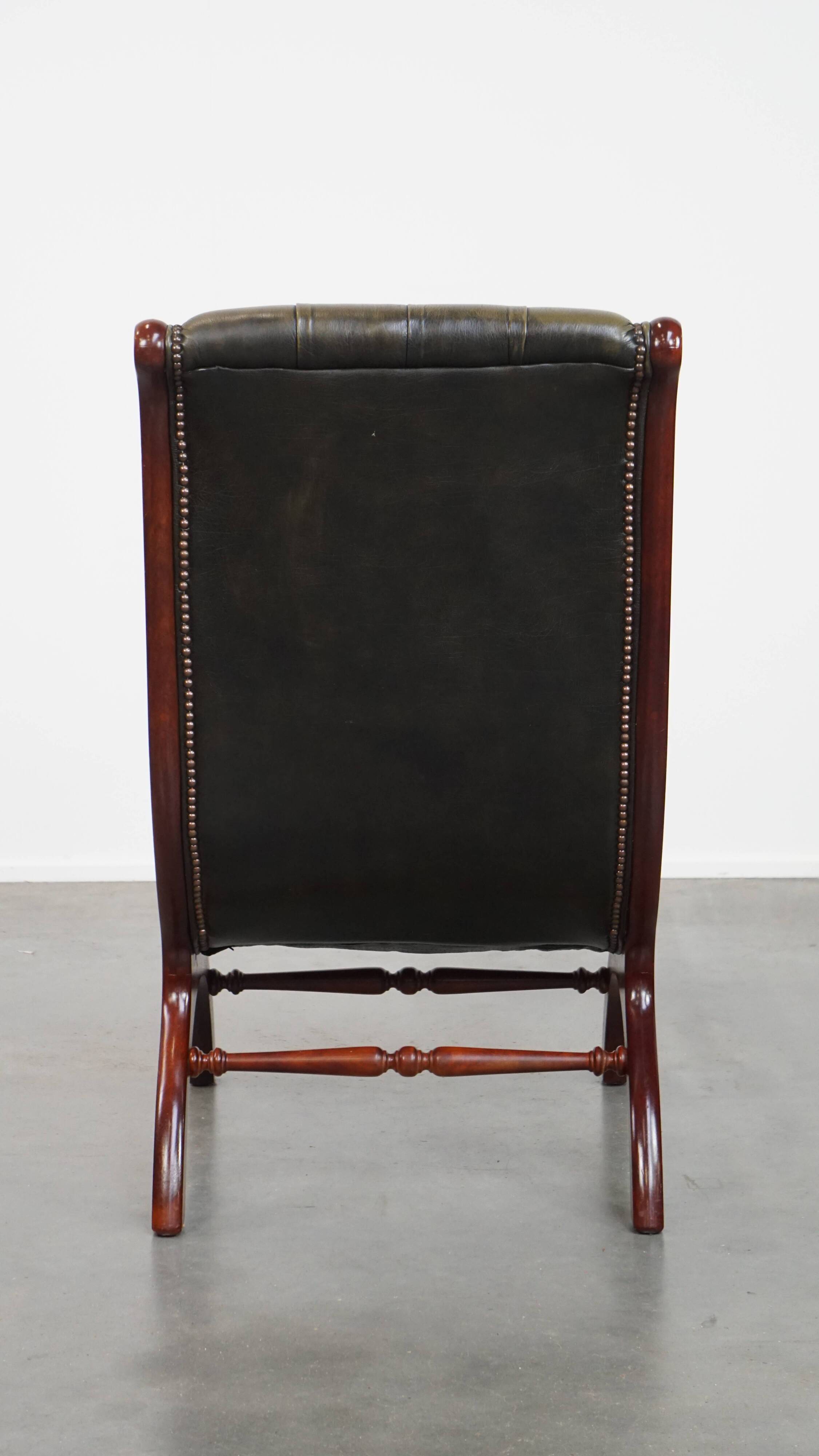 Green English-Style Cowhide Leather Chesterfield Armchair with Wood