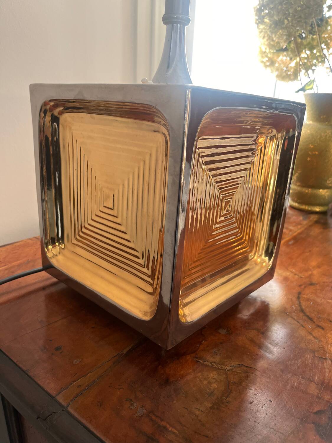 Lampe dorée ceramique des années 70
