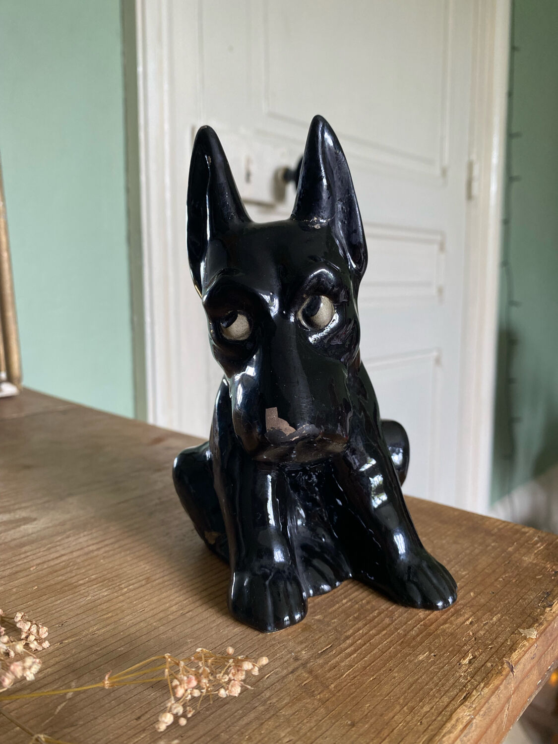 Chien art deco en céramique émaillée de Saint Clément