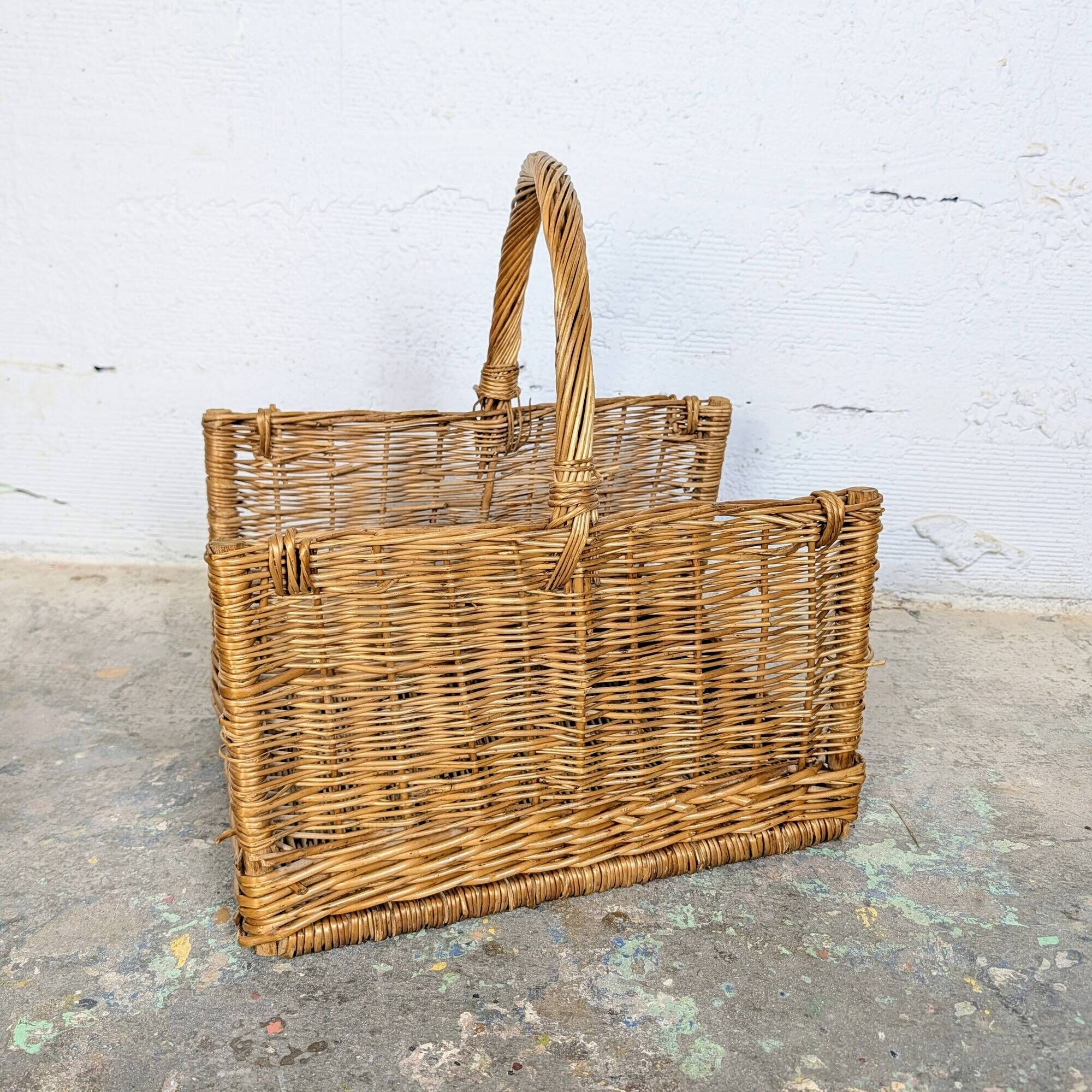 Panier porte-bûches en osier