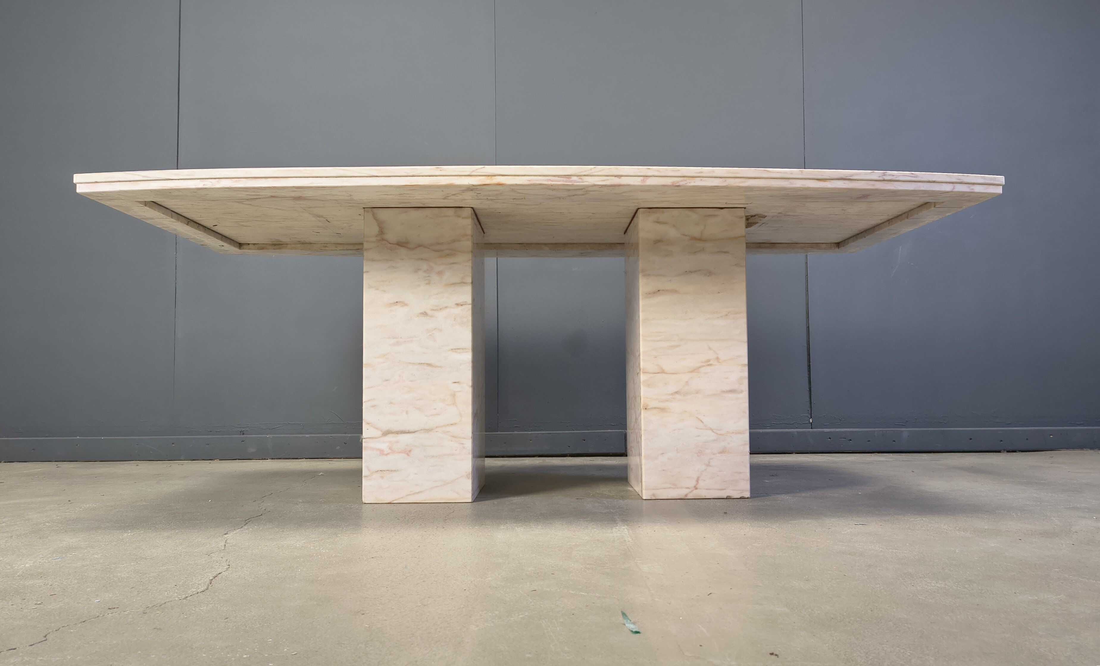 Table à manger en marbre vintage, années 1970