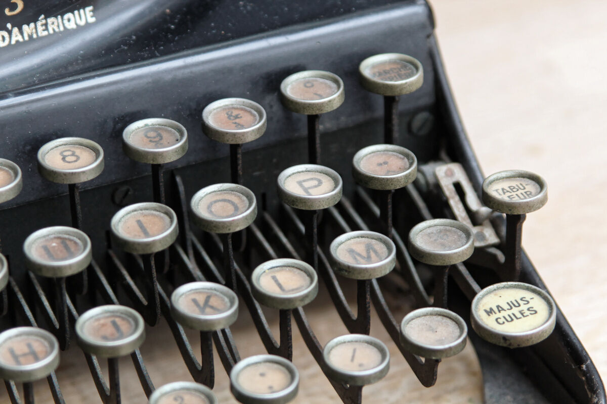 Remington typewriter 3, 30s