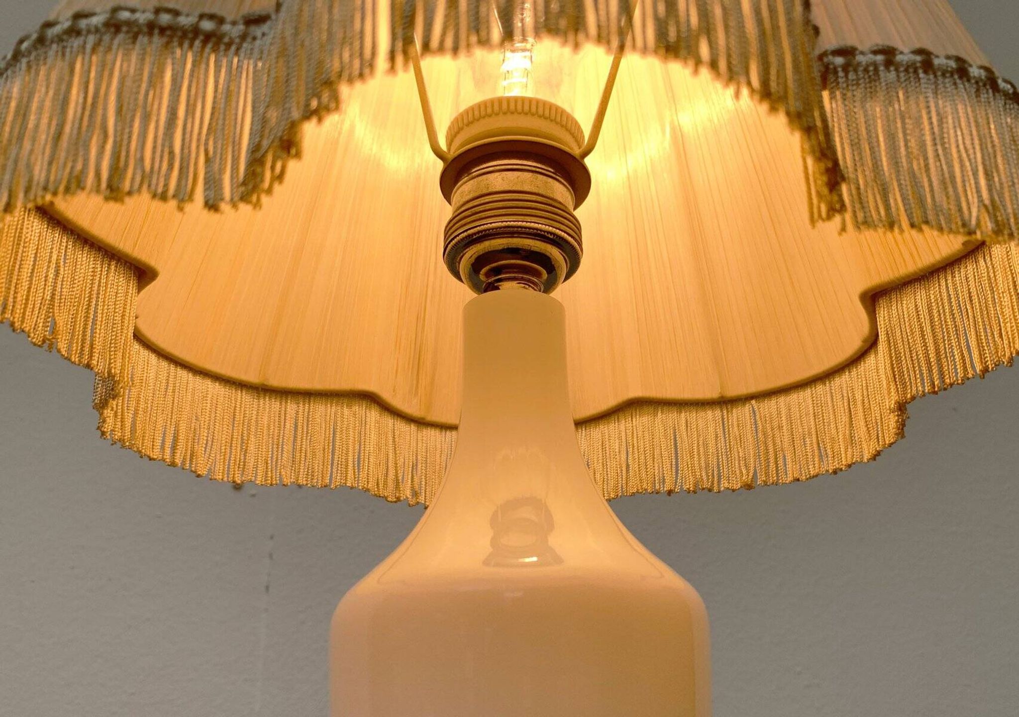 French opaline glass table lamp from the mid-century Sèvres, 1960s.