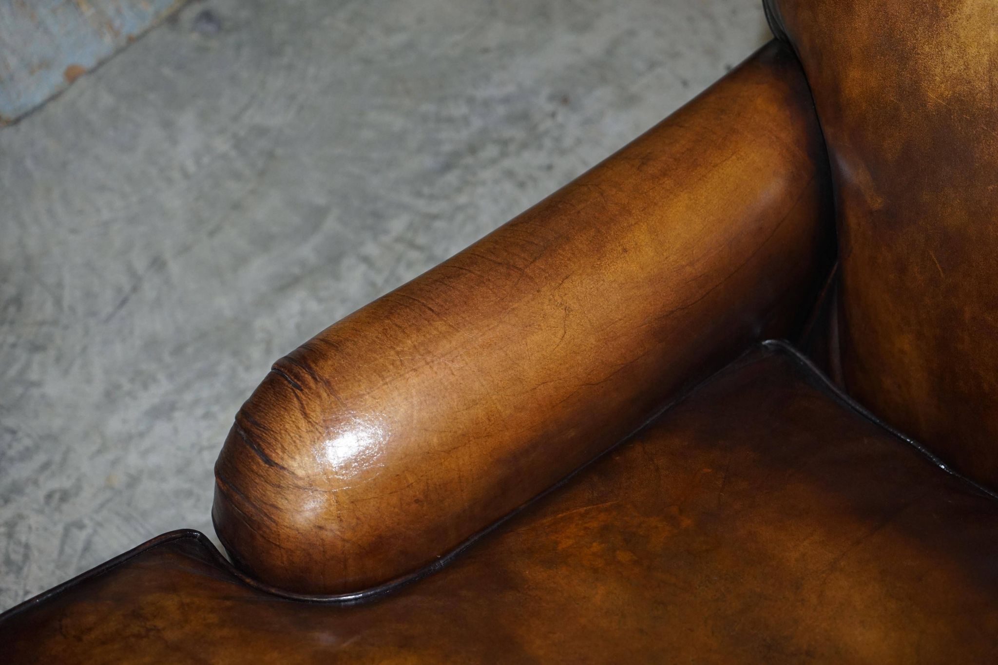 Howard & Son leather canapé, restored vintage, 3-seater