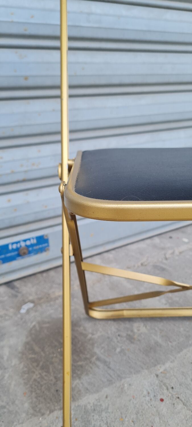 Vintage folding chair