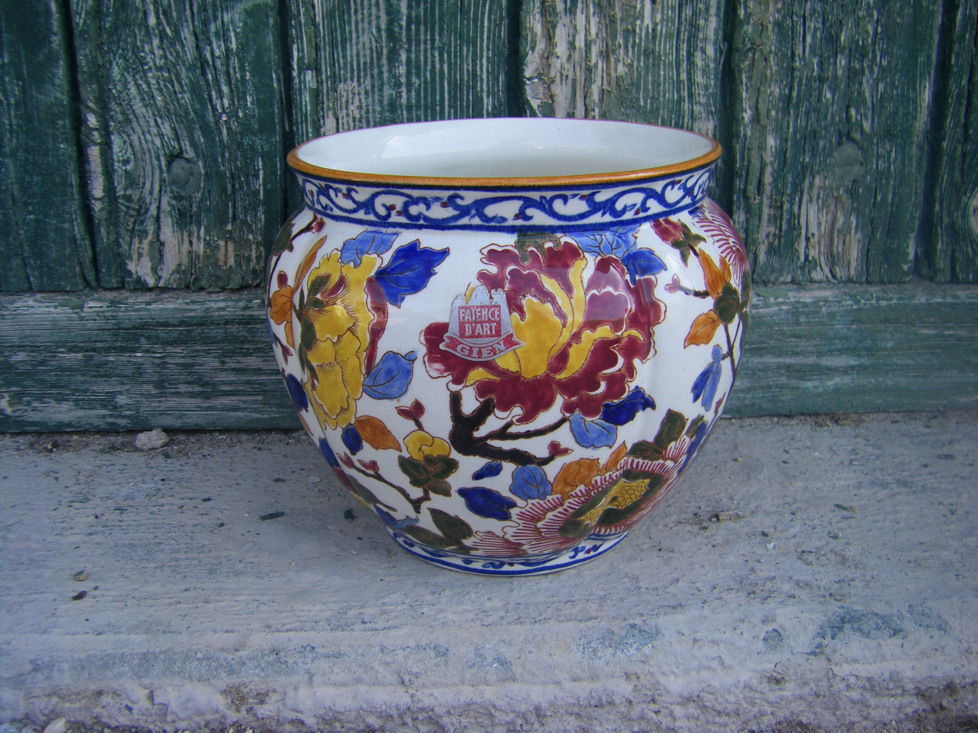 Gien faience pot cover