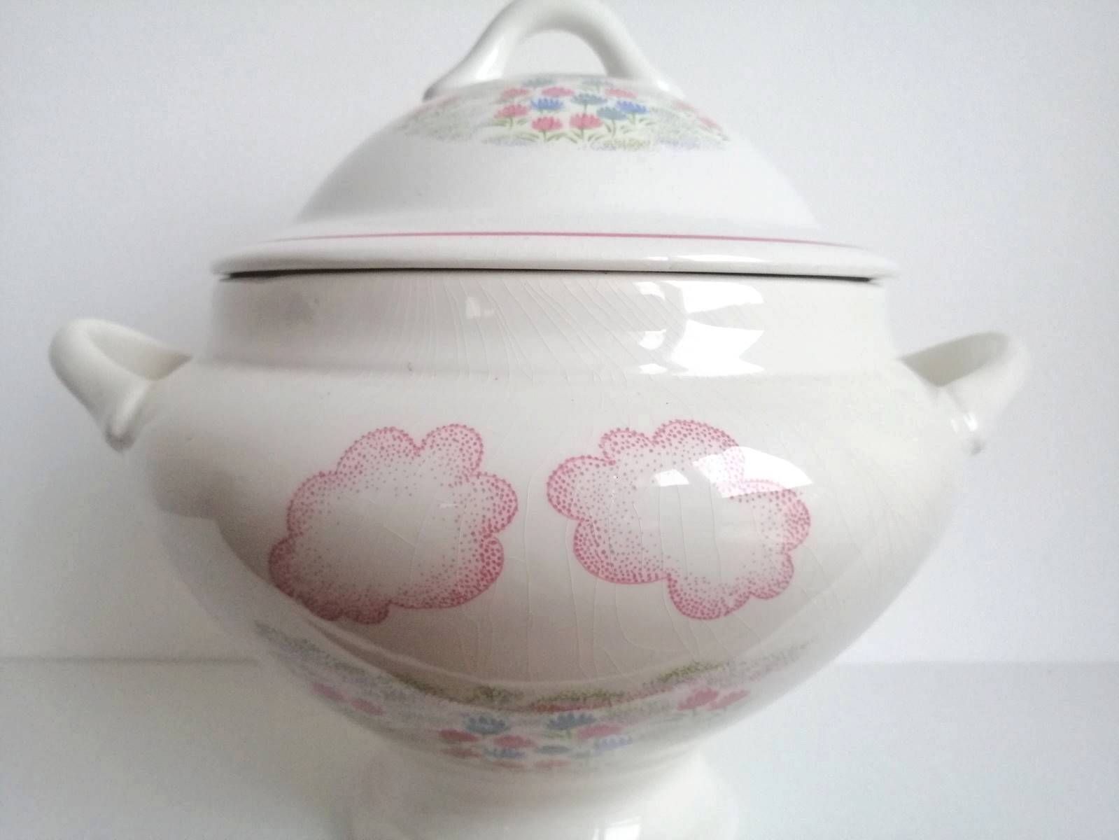 Large porcelain soup tureen Orchies Moulin des Loups Saint-Amand - 2.5 liter vegetable dish