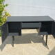 Bureau de style scandinave peint