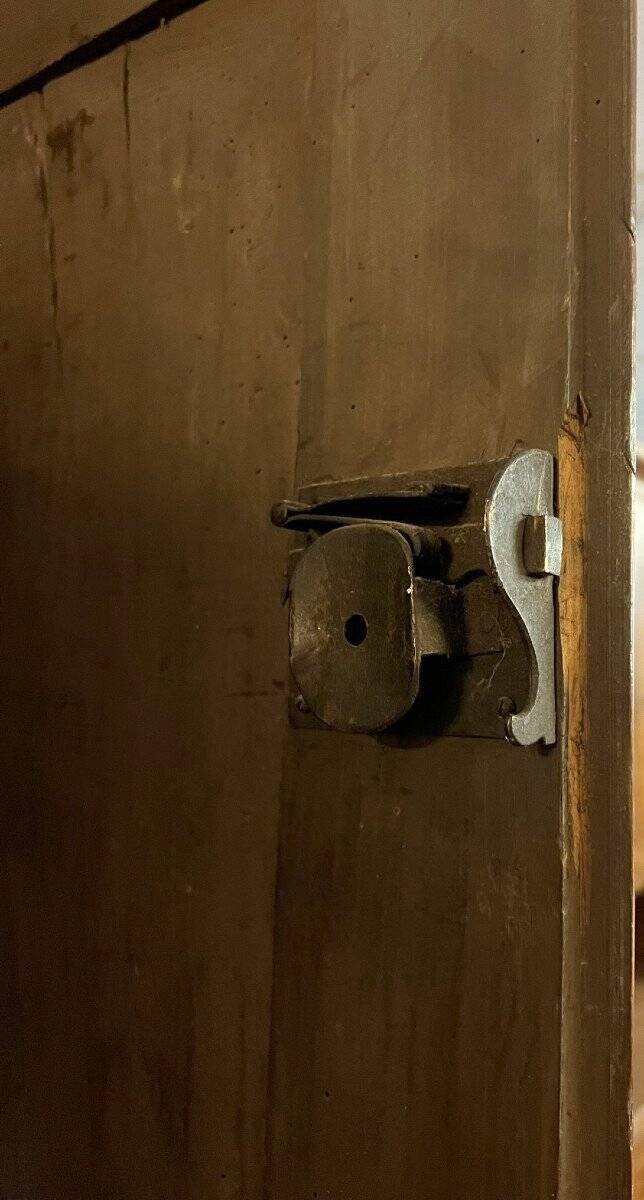 Louis XVI style showcase library in marquetry