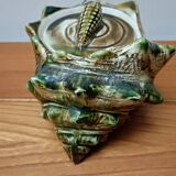 Sugar bowl made of shells in slip