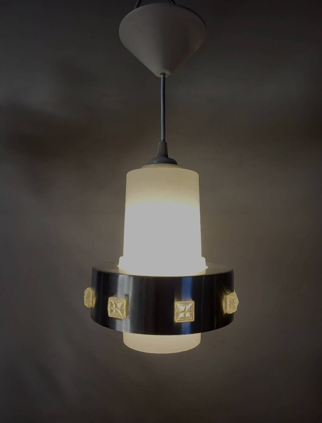 Space age hanglamp, chromé en mat glas, jaren 1960-1970