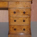 Rare oak partner's desk by Howard & Sons circa 1880 with leather.