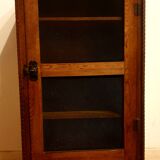 Pantry cabinet