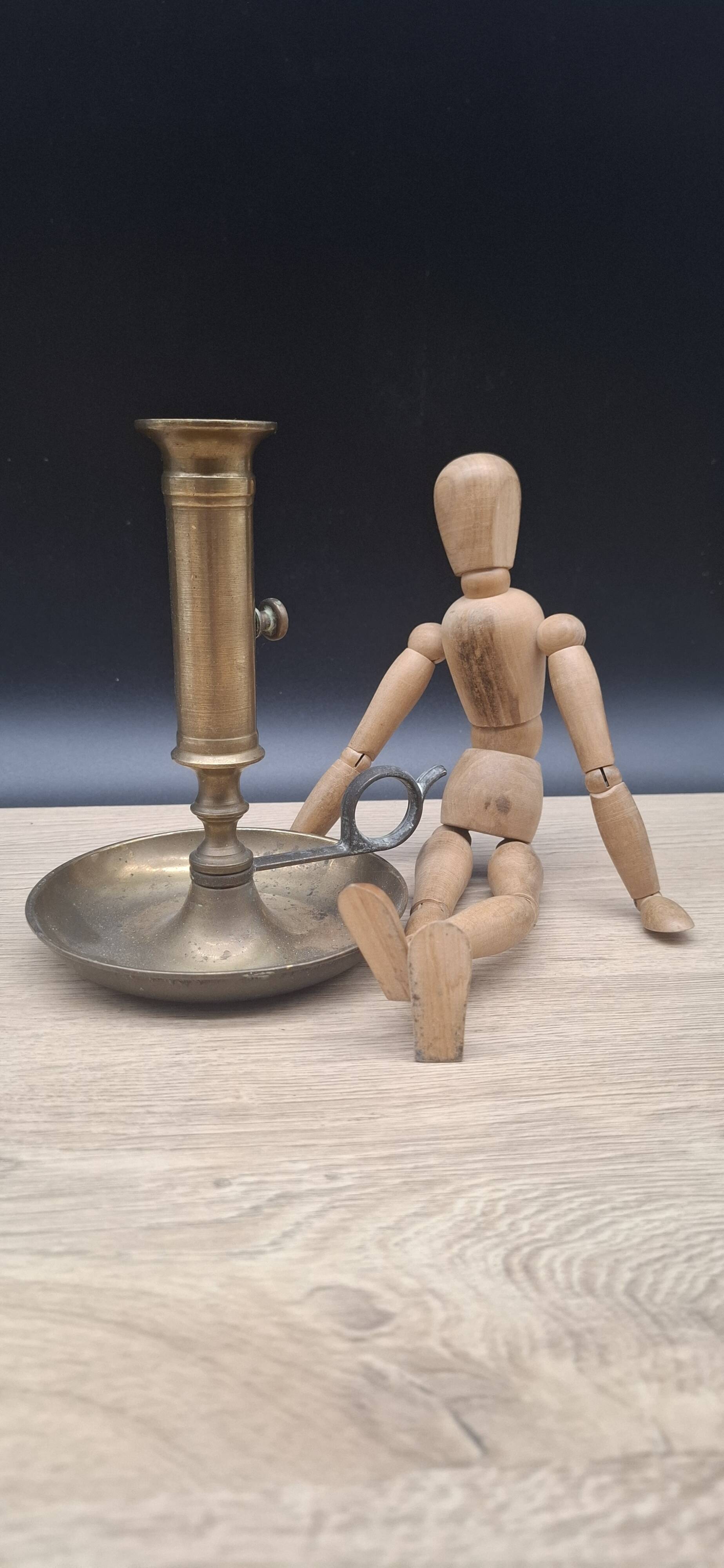 Brass cellar rat candle holder with handle 01