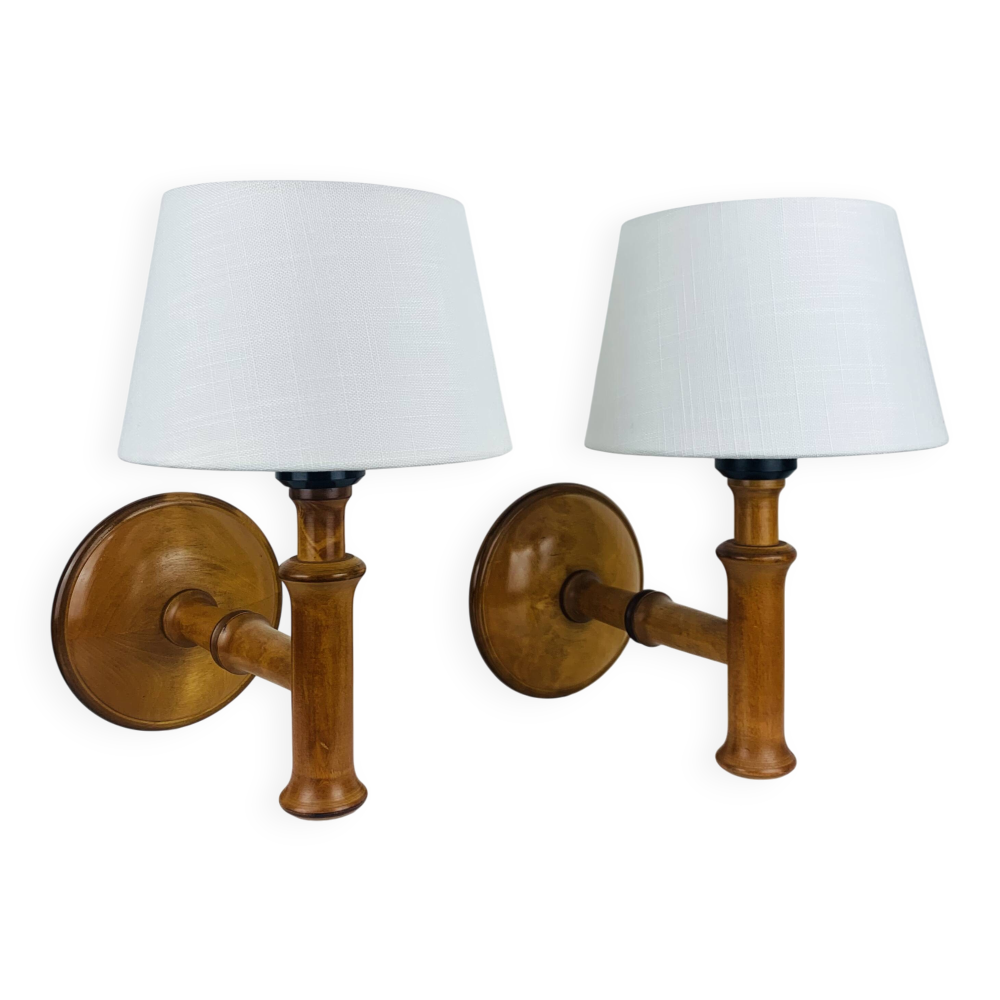 Pair of Aneta Scandinavian wooden wall lights, 1960s