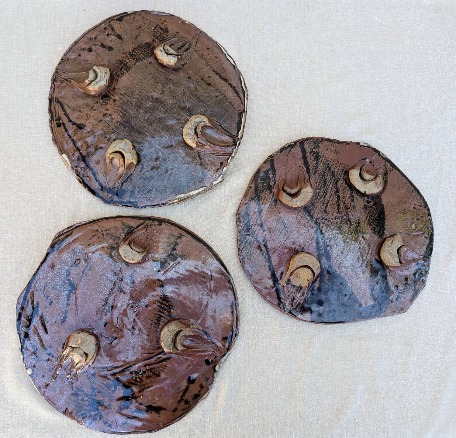 Georges Sybesma three stoneware ceramic dishes circa 1990/2000