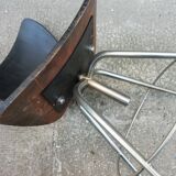 Swivel office chair