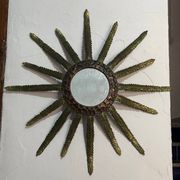 Miroir soleil en bronze, France années 50