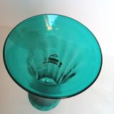 Paire de vases tronconiques 1900 en verre bleu