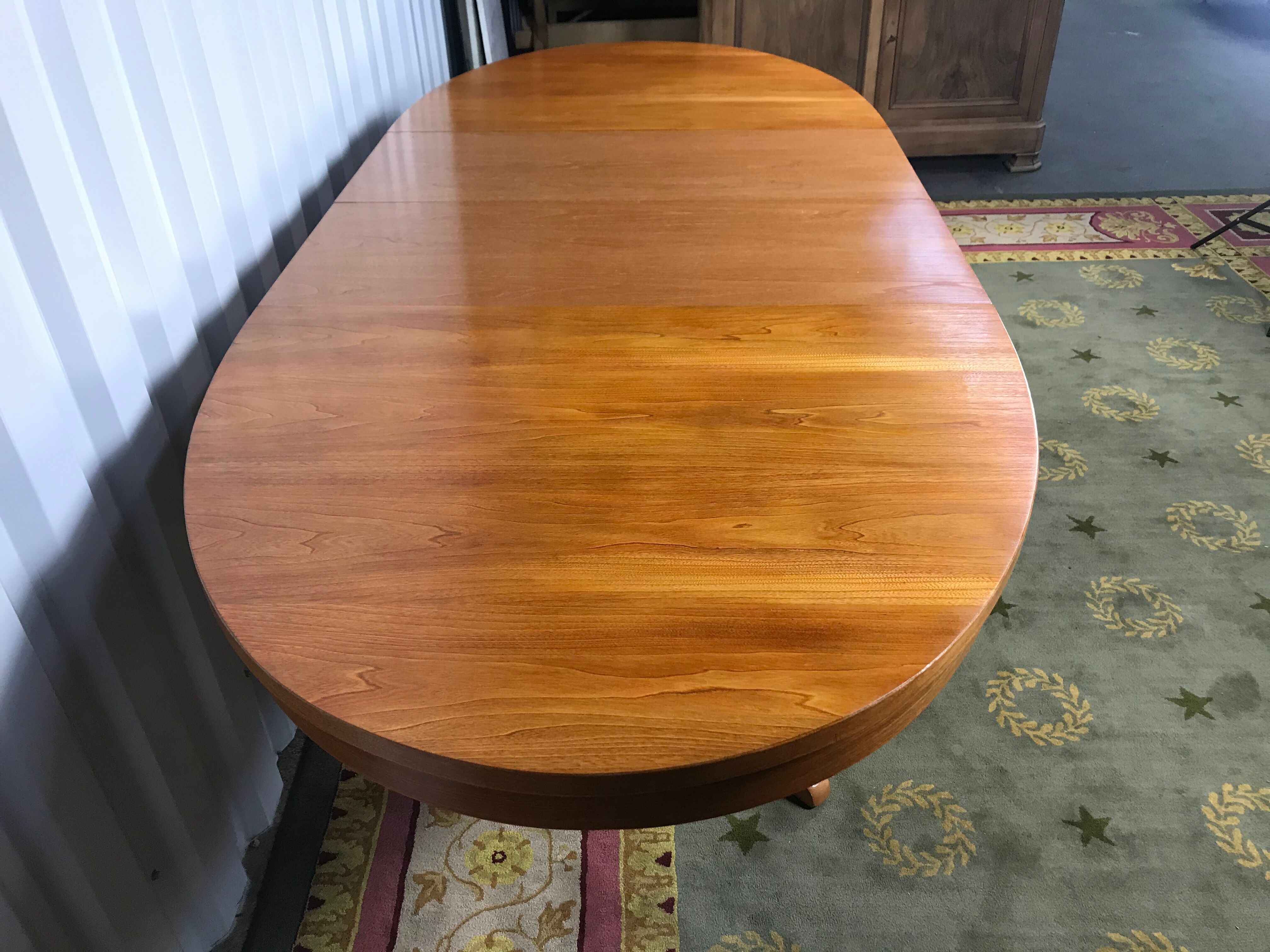 Baumann Oval Dining Table - 2 extensions