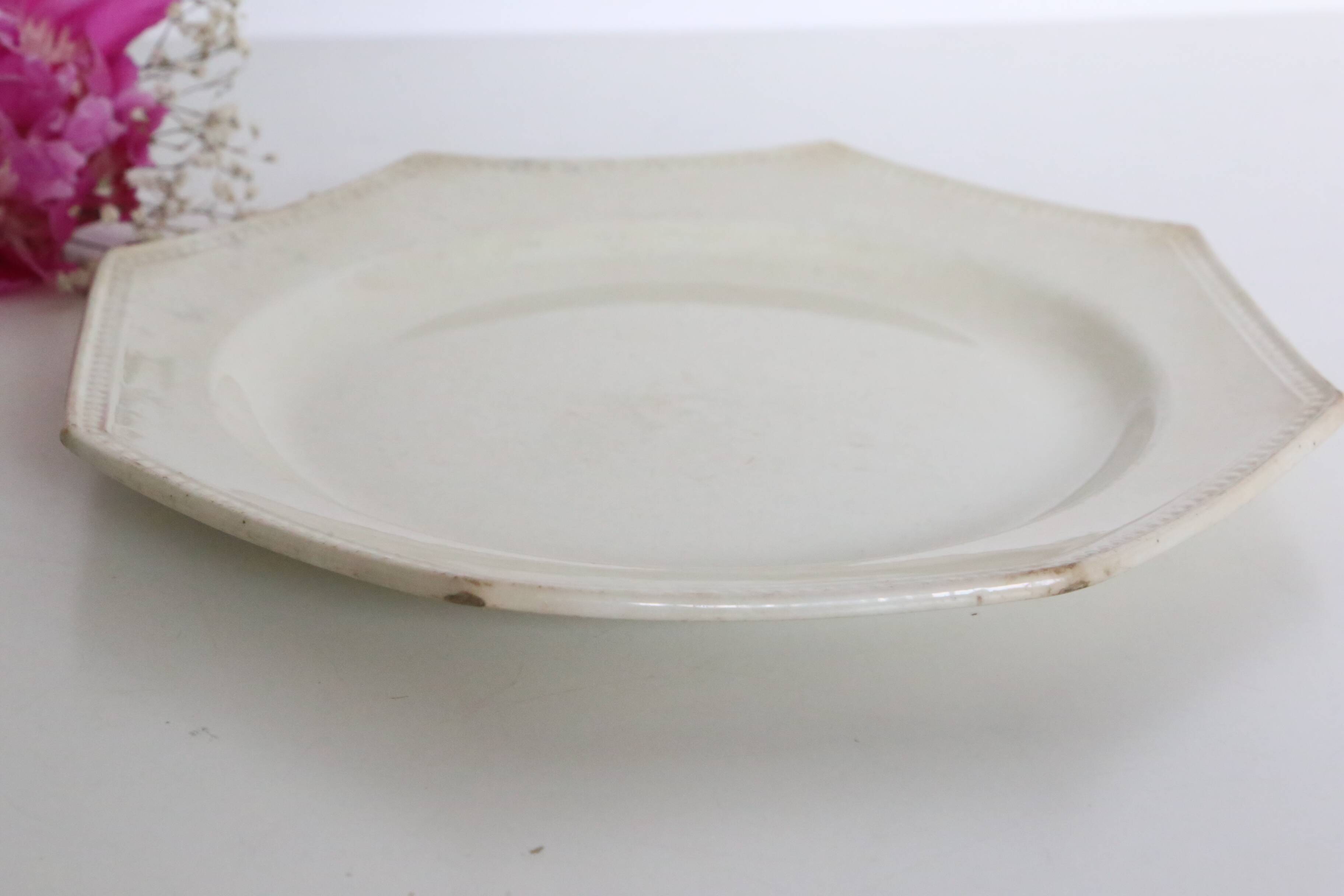 Creil and Montereau plates, 19th century, Perle model, ivory / set of 3