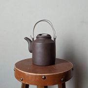 Théière en terre cuite chinoise décoration japandi