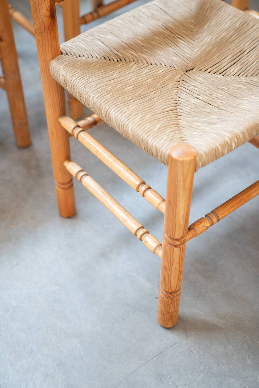 Rustic Friulian chairs with turned legs, set of 12, 1980-1990