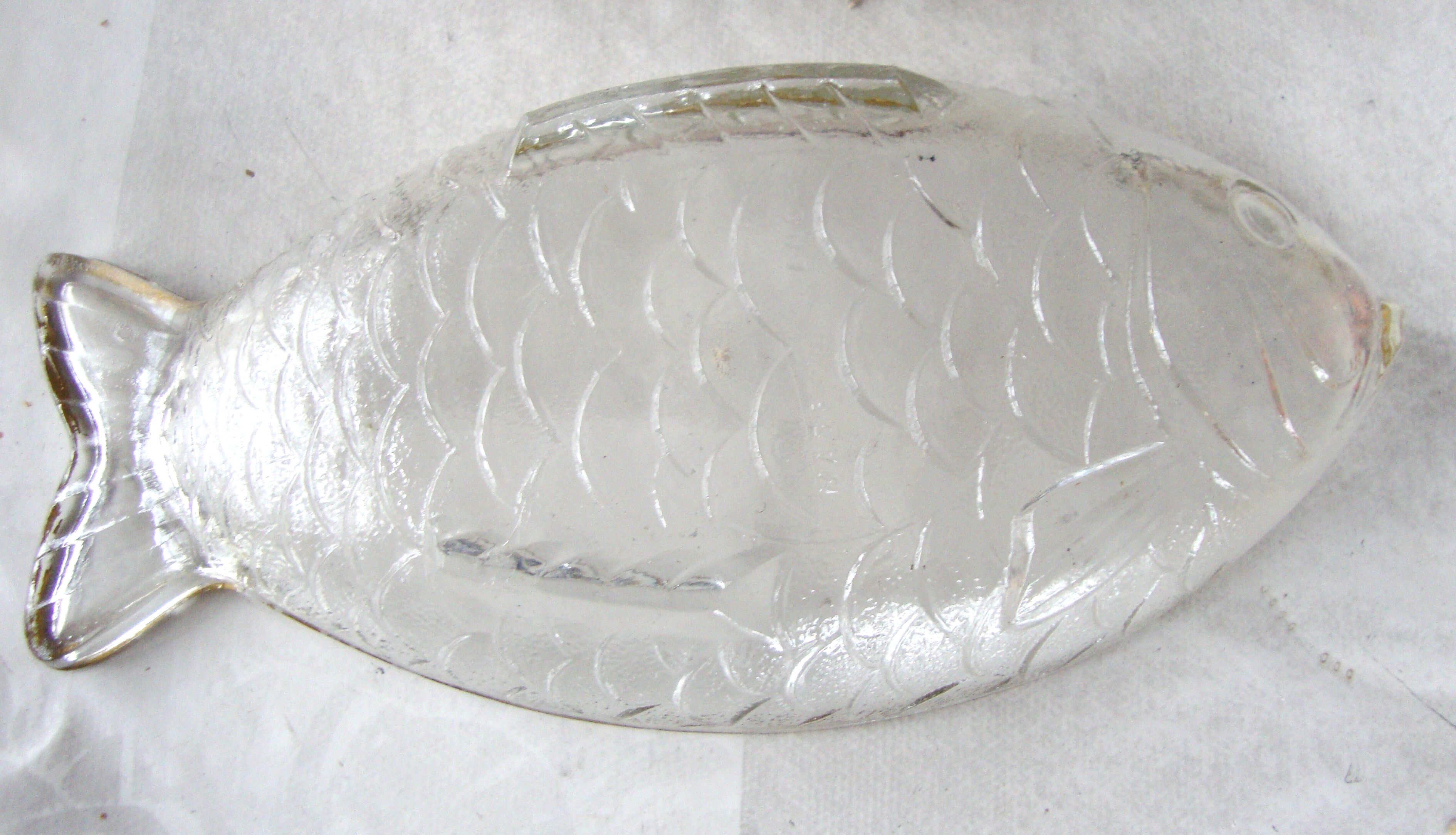 Pair of vintage glass ravier