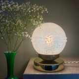 Lampe à poser globe vintage en verre de Clichy rose