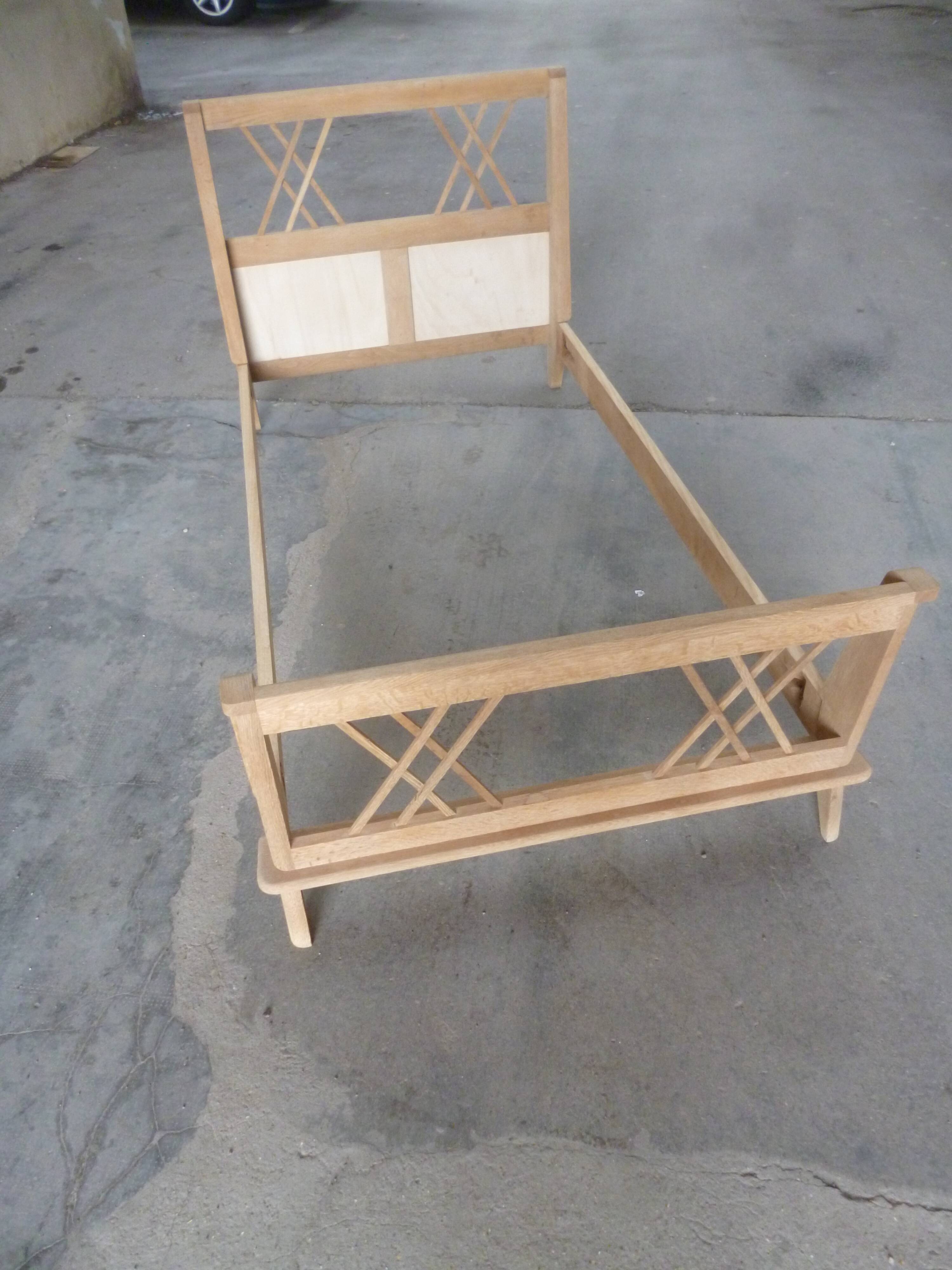 Oak bed from the 70s