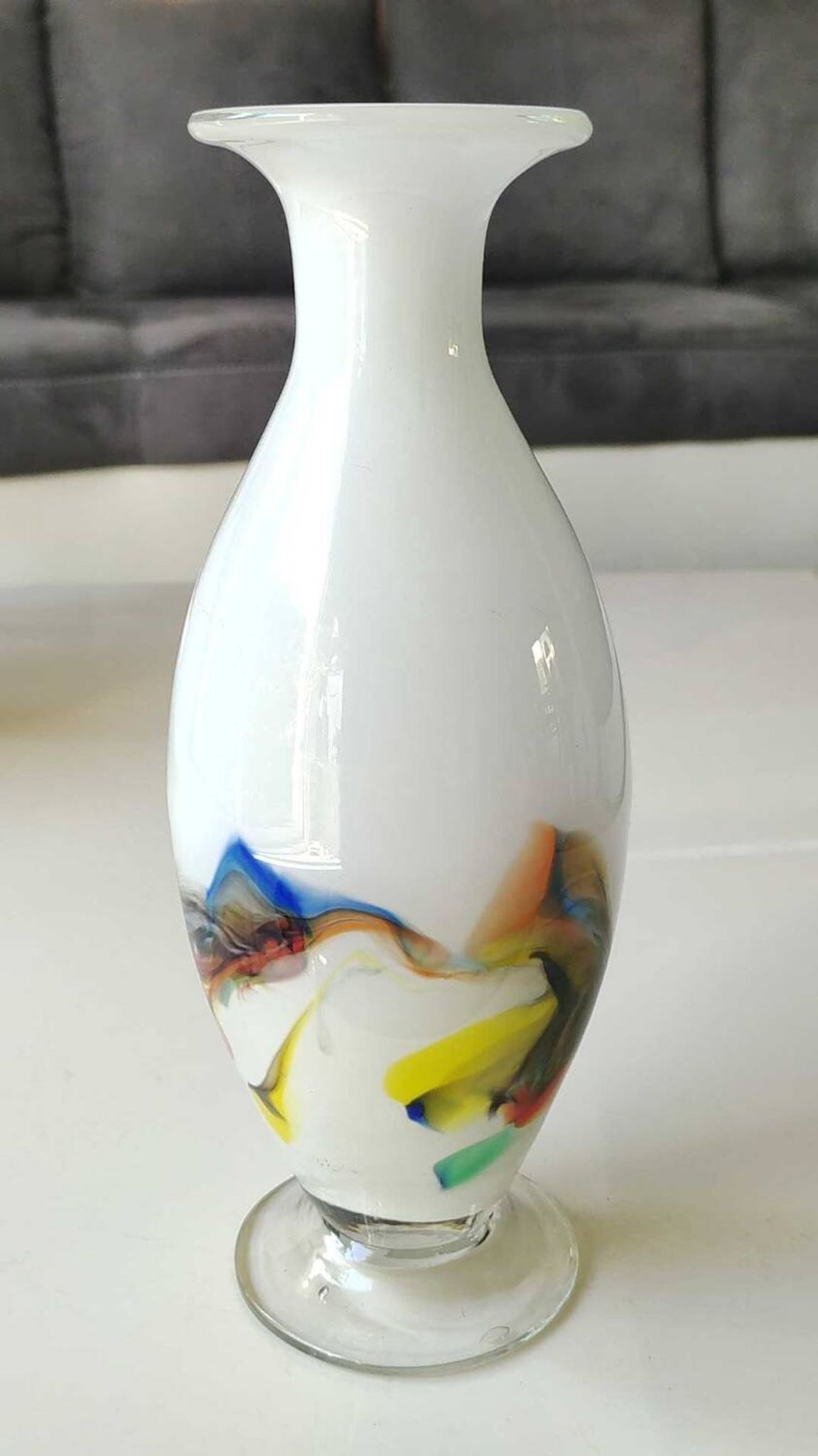 Flamed vase/volutes in white opaline/polychrome Art Glass. Murano style. High 23.5 cm