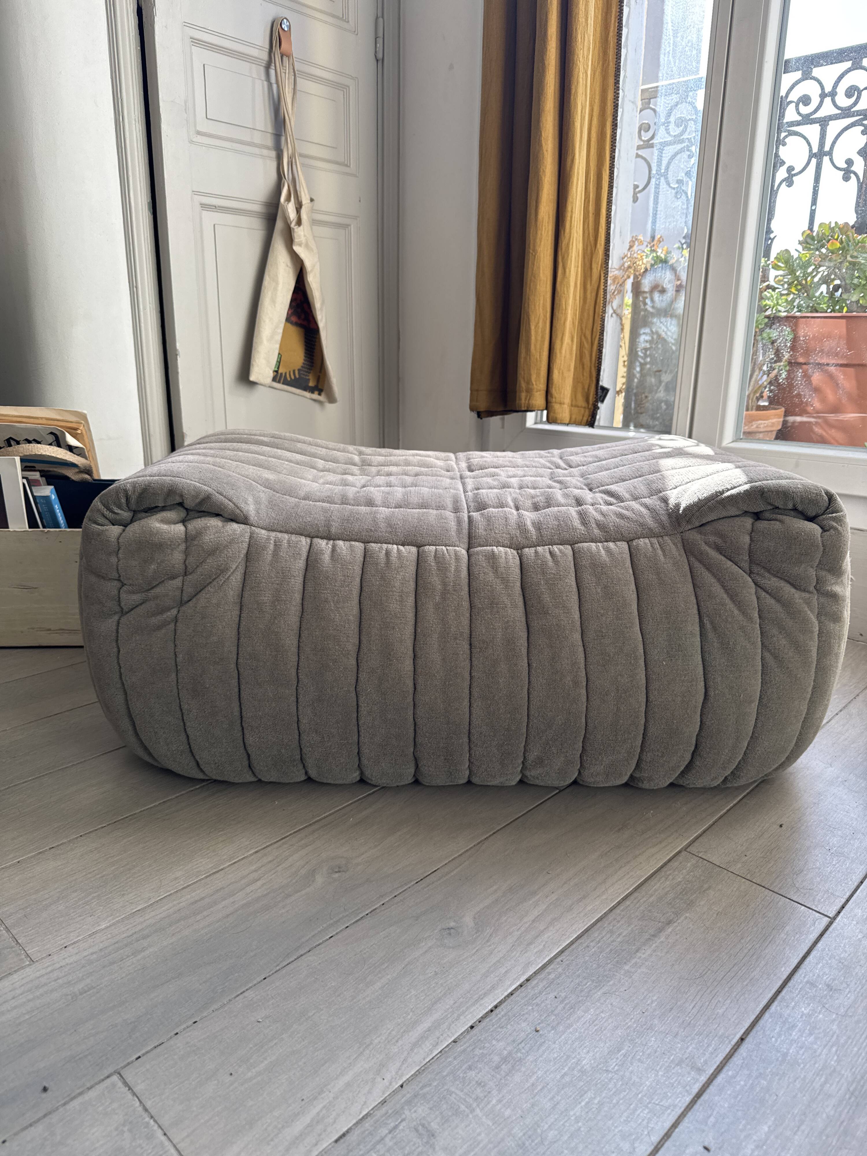 Sandra model pouf armchair by Annie Hieronimus for Cinna ligne roset