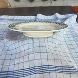 Dish on saline iron earth pedestal