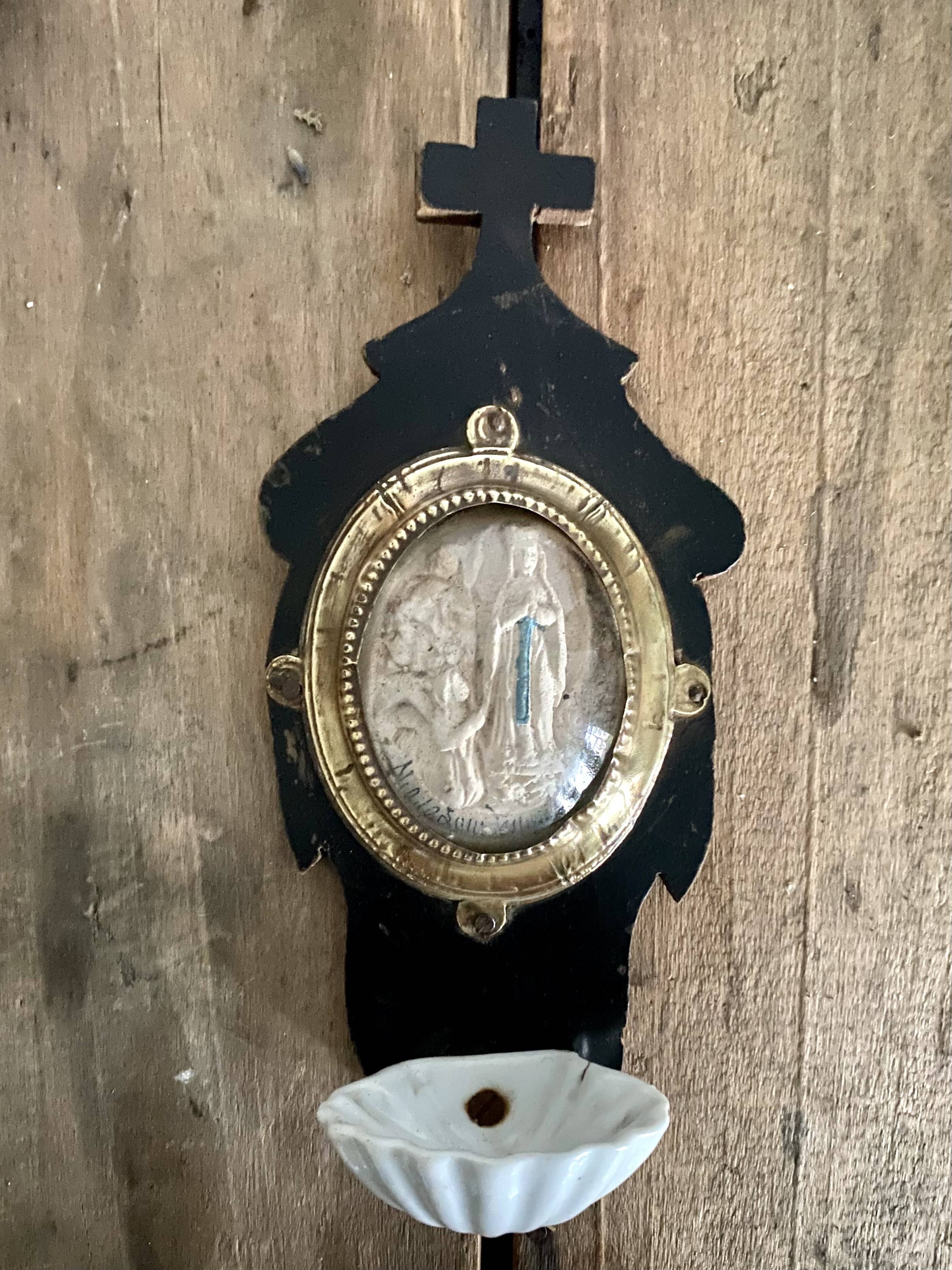 Croix verre, bois, plâtre