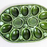 Salt and pepper earthenware egg set