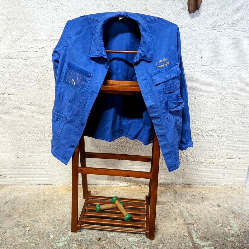 Foldable vintage valet