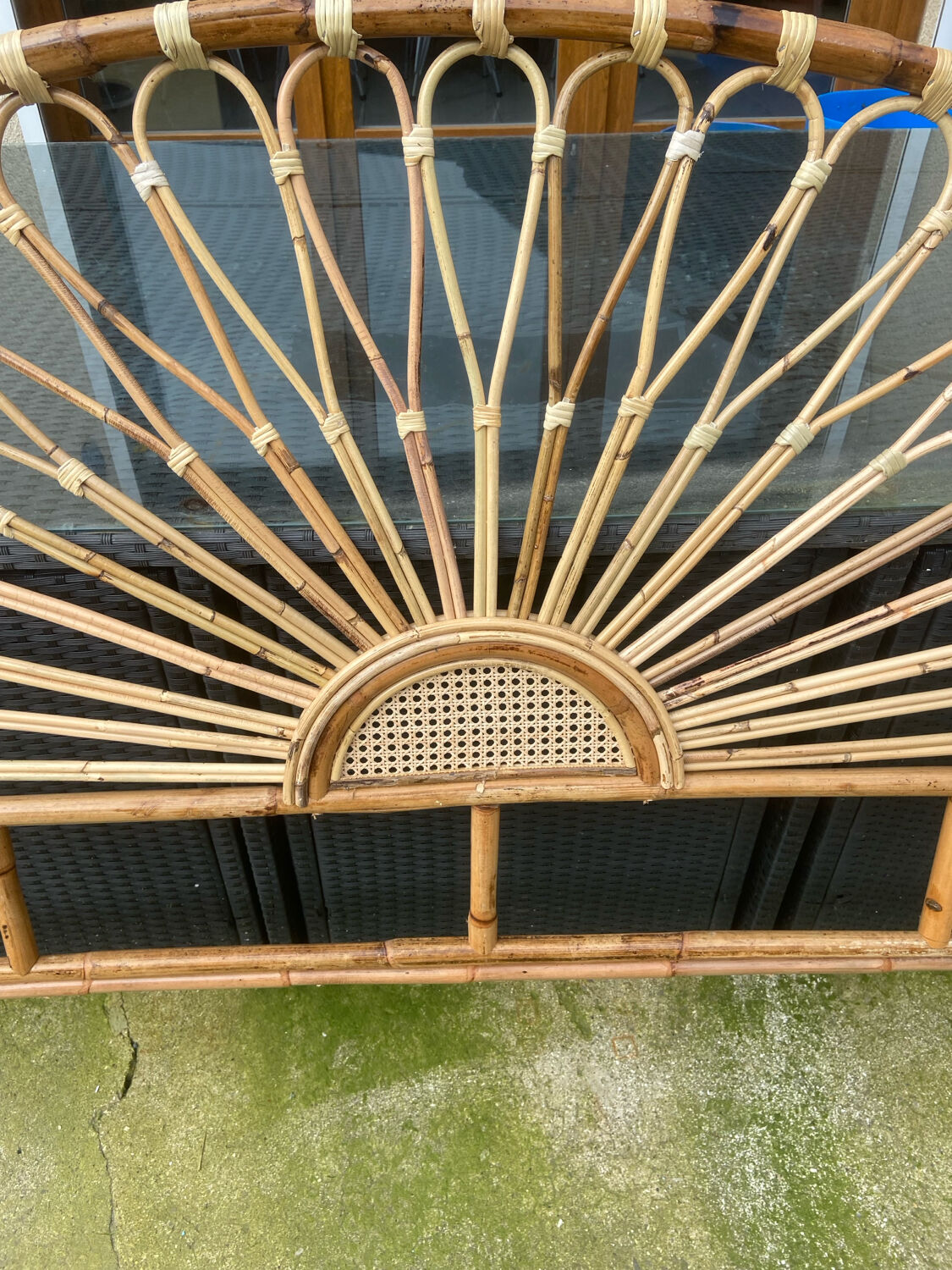 headboard in wicker and rattan