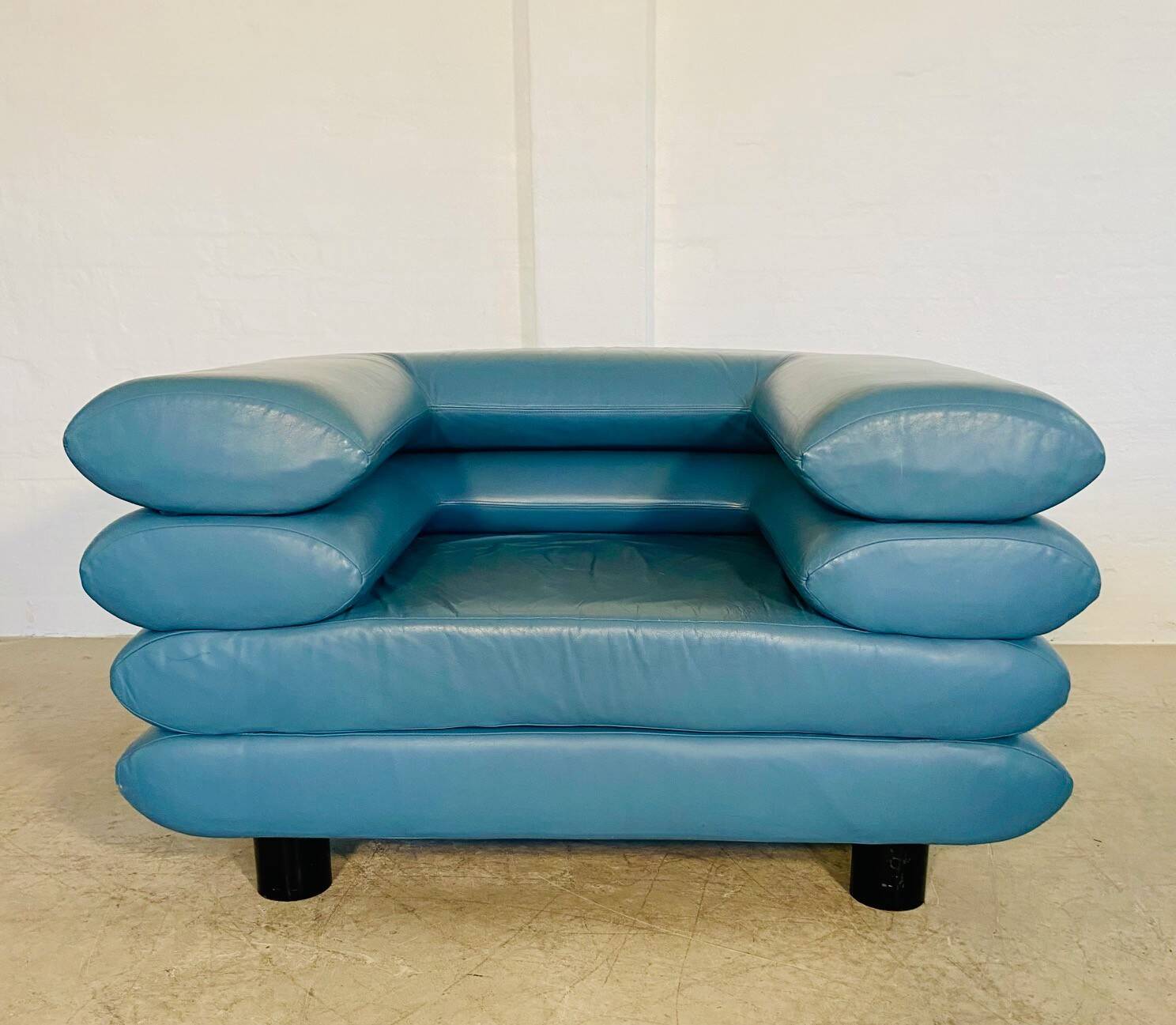 Chaise lounge suédoise vintage rétro en cuir turquoise