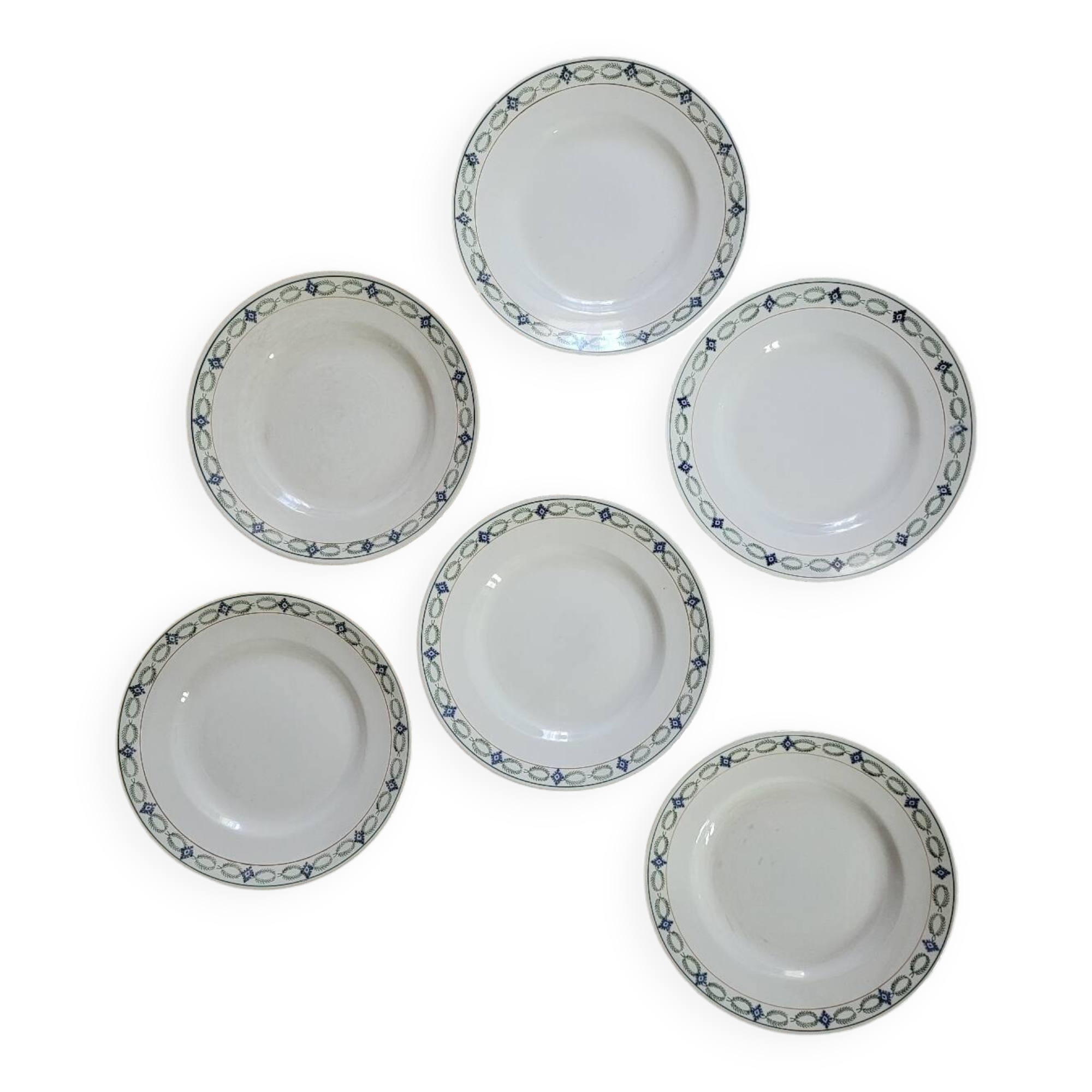 Lot n°1 de 6 assiettes creuses St Amand