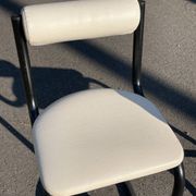 Paire de chaises hautes 1980 cuir et métal