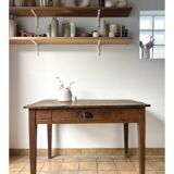 Farm table