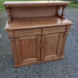 Buffet/serving table