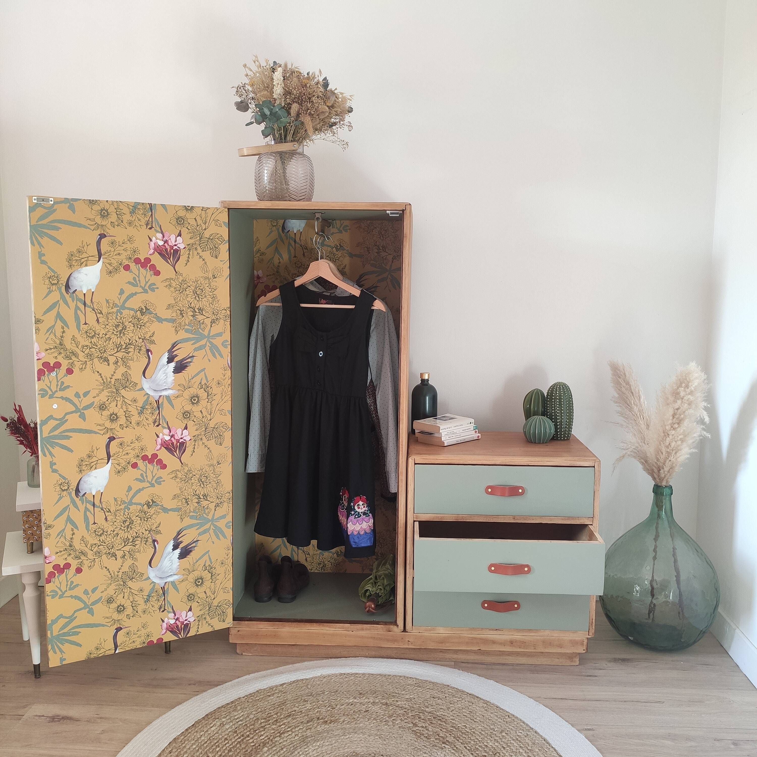 Armoire d'internat asymétrique année 60