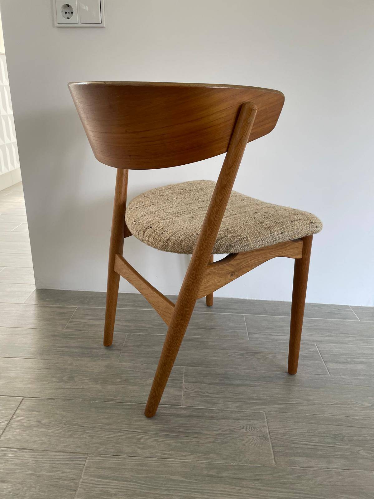 4 Helge Sibast dining chairs model 7, 1953
